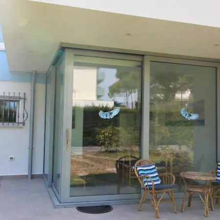 Modern 200mt From The Villa *